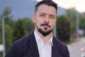 Кристиян Шкварек